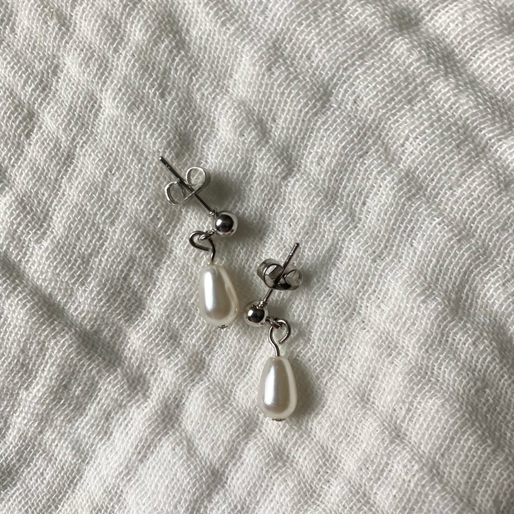 Sterling Silver Teardrop Pearl Drop Earrings - White